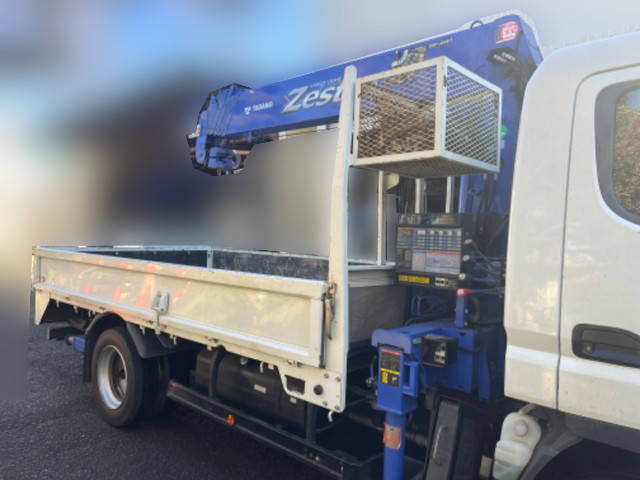 三菱ふそうキャンタークレーン6段小型（2t・3t）[写真06]