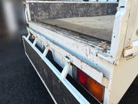 三菱ふそうキャンタークレーン6段小型（2t・3t）[写真09]