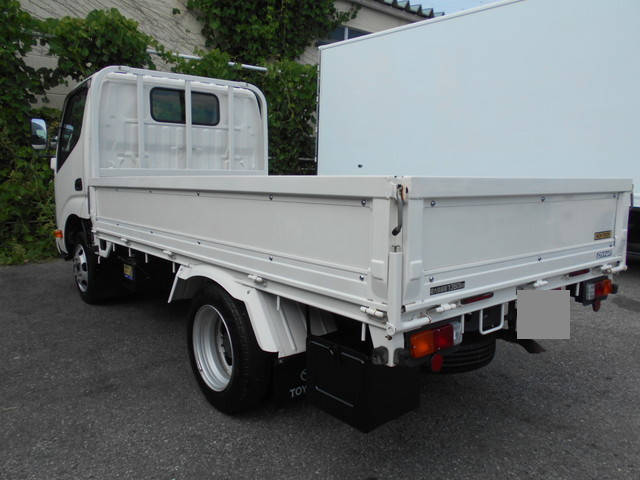 トヨタその他の車種平ボディ小型（2t・3t）[写真02]