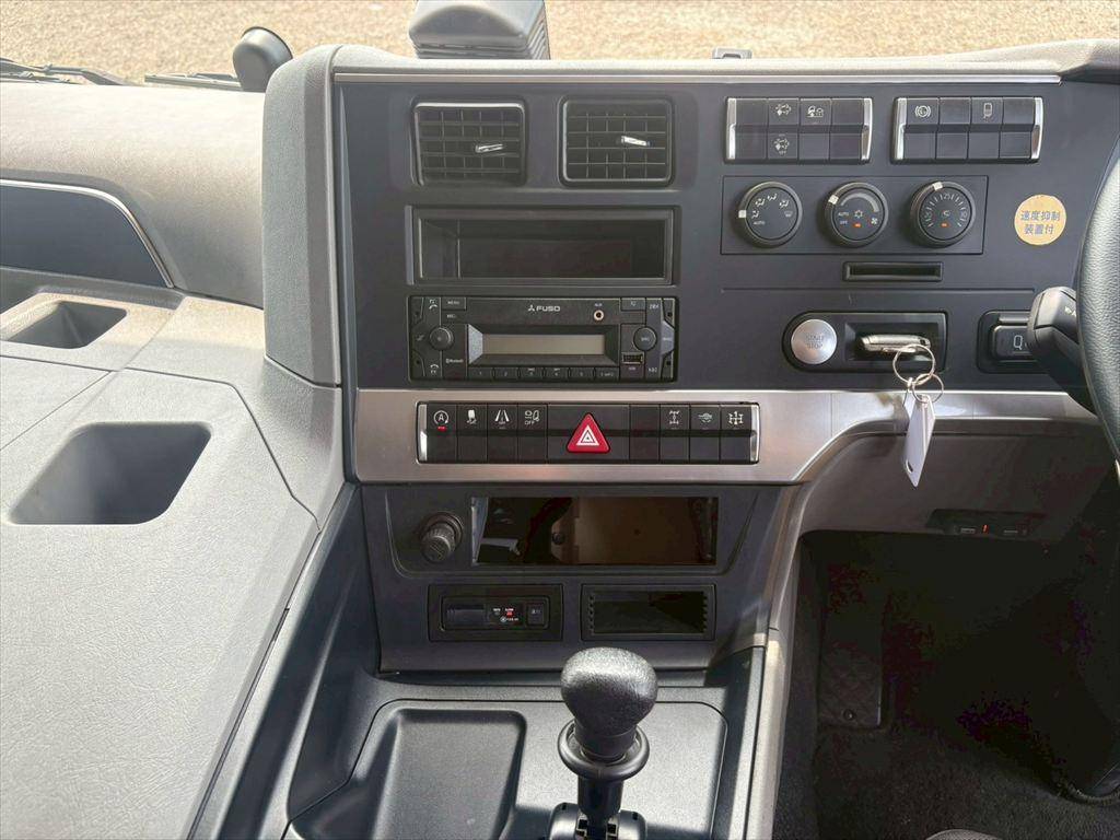 三菱ふそうスーパーグレート深ダンプ（土砂禁ダンプ）大型（10t）[写真22]