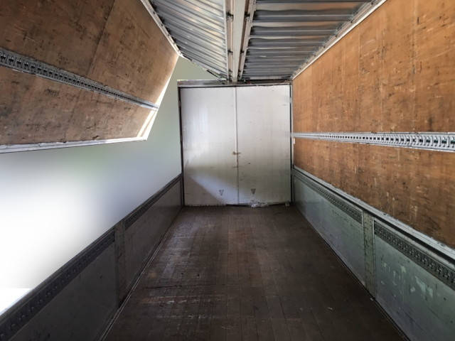 UDトラックスクオンアルミウイング大型（10t）[写真13]