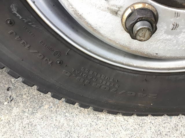 UDトラックスクオンアルミウイング大型（10t）[写真18]