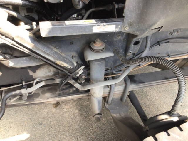 UDトラックスクオンアルミウイング大型（10t）[写真23]