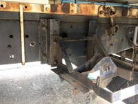 UDトラックスクオンアルミウイング大型（10t）[写真24]