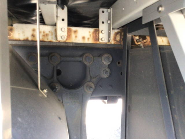 UDトラックスクオンアルミウイング大型（10t）[写真25]