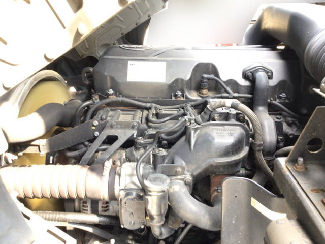 UDトラックスクオンアルミウイング大型（10t）[写真29]