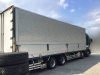 UDトラックスクオンアルミウイング大型（10t）[写真02]