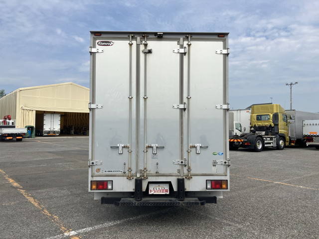 いすゞエルフアルミバン小型（2t・3t）[写真10]