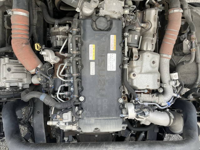 いすゞエルフアルミバン小型（2t・3t）[写真28]