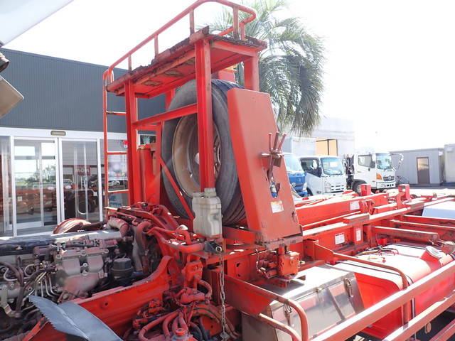 三菱ふそうファイターコンテナ専用車増トン（6t・8t）[写真11]