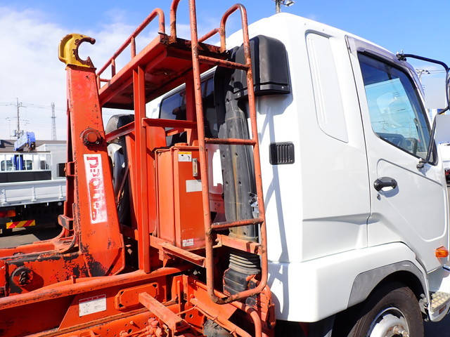 三菱ふそうファイターコンテナ専用車増トン（6t・8t）[写真22]