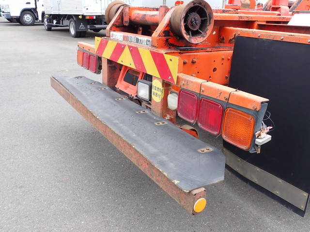 三菱ふそうファイターコンテナ専用車増トン（6t・8t）[写真33]