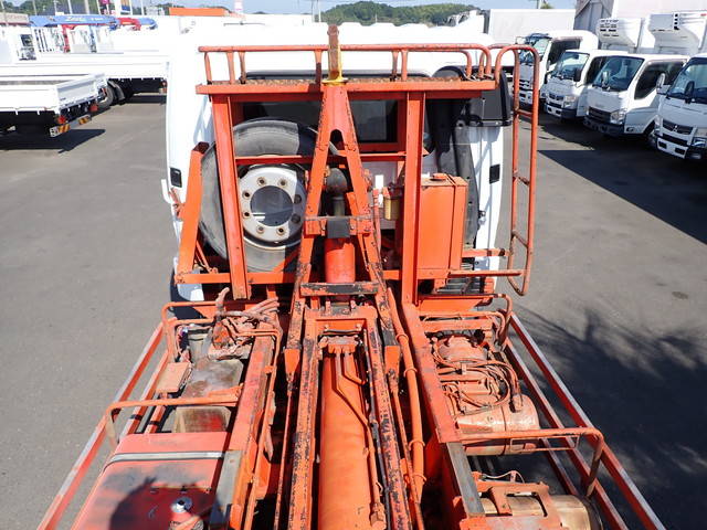 三菱ふそうファイターコンテナ専用車増トン（6t・8t）[写真08]