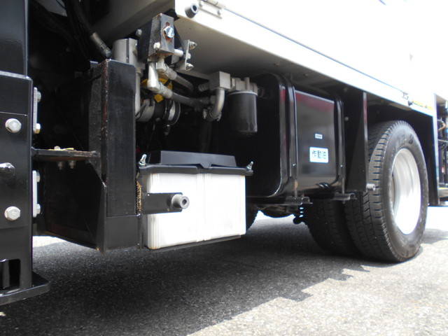 日野デュトロ高所作業車小型（2t・3t）[写真24]