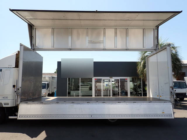 三菱ふそうファイターアルミウイング中型（4t）[写真17]