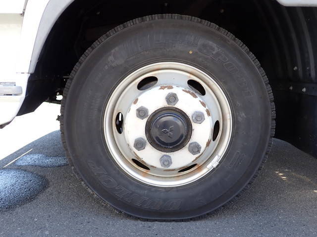 三菱ふそうファイターアルミウイング中型（4t）[写真26]