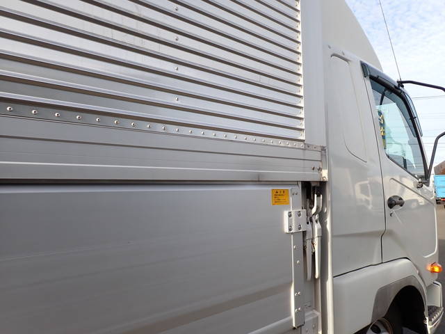 三菱ふそうファイターアルミウイング中型（4t）[写真09]