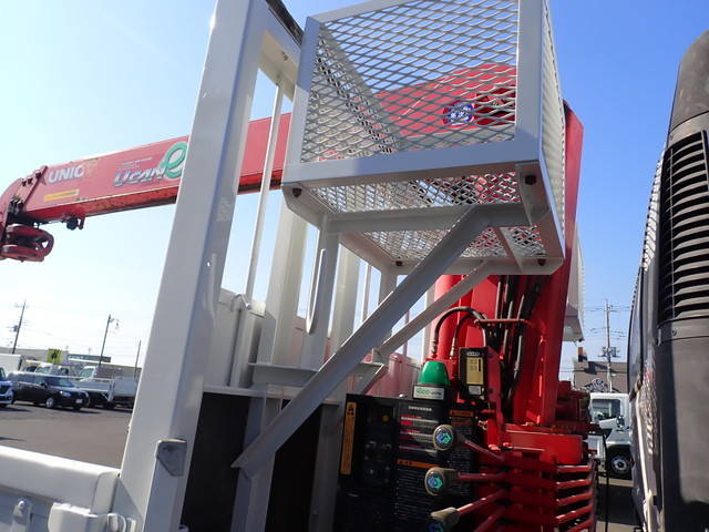 いすゞフォワードクレーン4段増トン（6t・8t）[写真19]