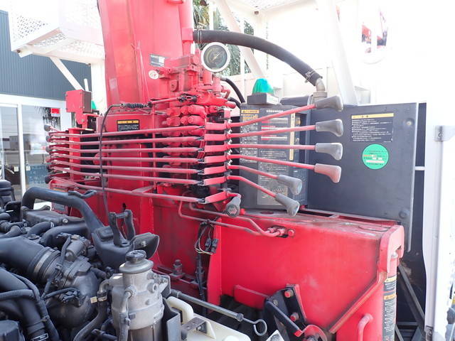 いすゞフォワードクレーン4段増トン（6t・8t）[写真24]