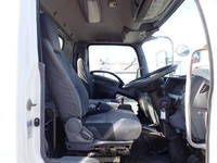 いすゞフォワードクレーン4段増トン（6t・8t）[写真38]