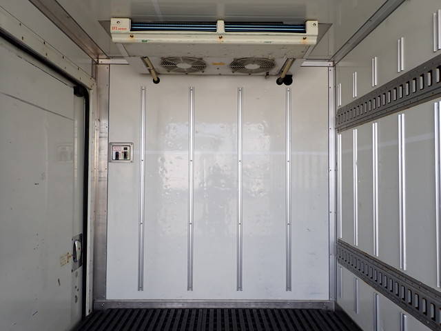 トヨタその他の車種冷凍車（冷蔵車）小型（2t・3t）[写真13]