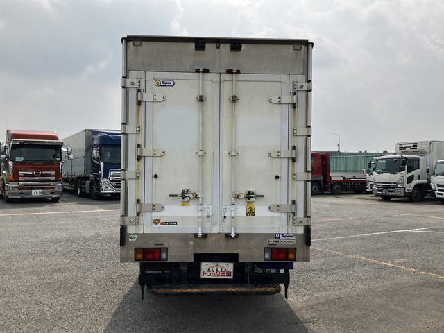 いすゞエルフ冷凍車（冷蔵車）小型（2t・3t）[写真10]