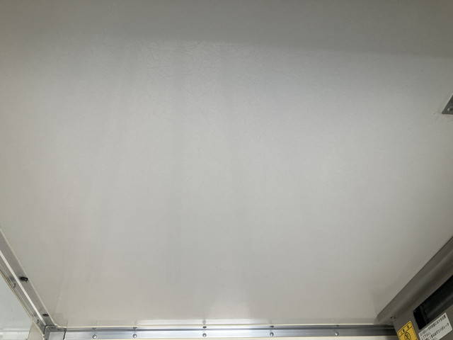 いすゞエルフ冷凍車（冷蔵車）小型（2t・3t）[写真15]