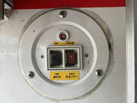 いすゞエルフ冷凍車（冷蔵車）小型（2t・3t）[写真19]