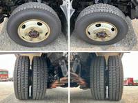 いすゞエルフ冷凍車（冷蔵車）小型（2t・3t）[写真24]