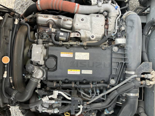 いすゞエルフ冷凍車（冷蔵車）小型（2t・3t）[写真29]