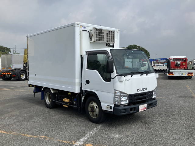 いすゞエルフ冷凍車（冷蔵車）小型（2t・3t）[写真03]