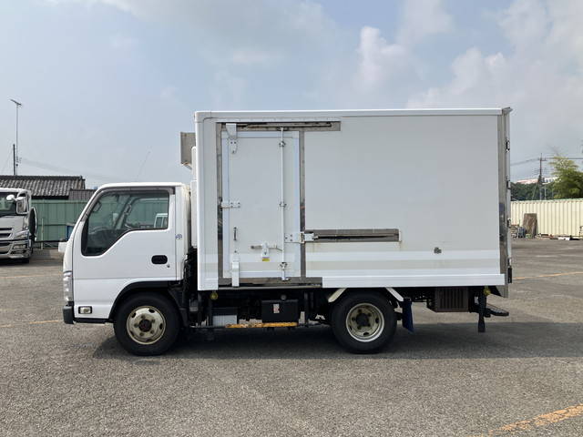 いすゞエルフ冷凍車（冷蔵車）小型（2t・3t）[写真05]