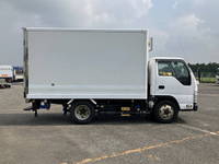 いすゞエルフ冷凍車（冷蔵車）小型（2t・3t）[写真07]