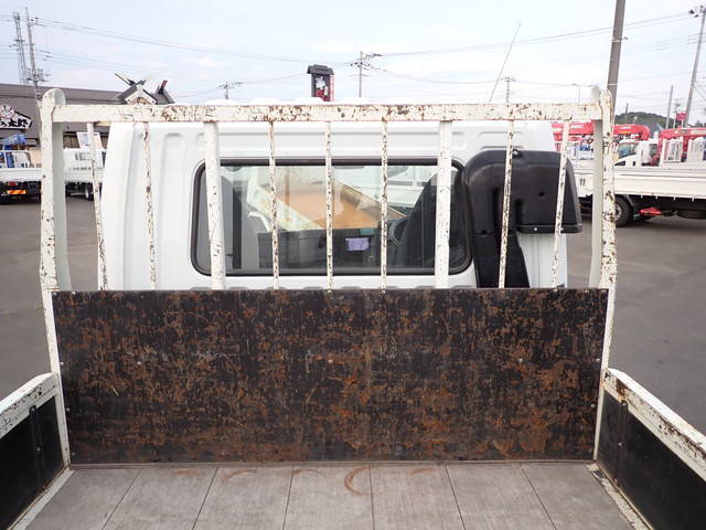 三菱ふそうファイター平ボディ中型（4t）[写真11]