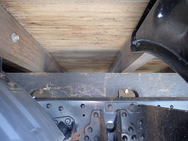 三菱ふそうファイター平ボディ中型（4t）[写真16]