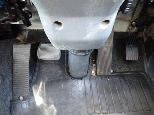 三菱ふそうファイター平ボディ中型（4t）[写真30]