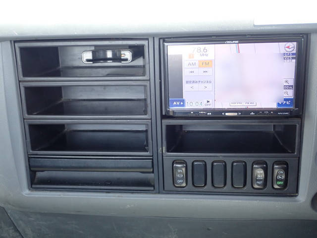 三菱ふそうファイター平ボディ中型（4t）[写真32]