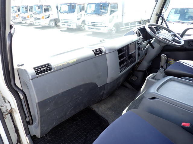 三菱ふそうファイター平ボディ中型（4t）[写真34]