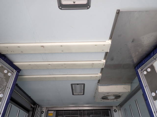 三菱ふそうキャンター冷凍車（冷蔵車）小型（2t・3t）[写真17]
