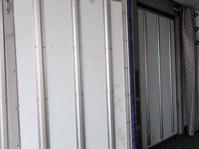 三菱ふそうキャンター冷凍車（冷蔵車）小型（2t・3t）[写真18]