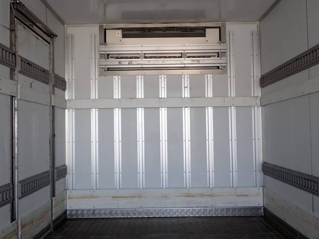 日野レンジャー冷凍車（冷蔵車）中型（4t）[写真16]