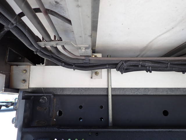 日野レンジャー冷凍車（冷蔵車）中型（4t）[写真26]