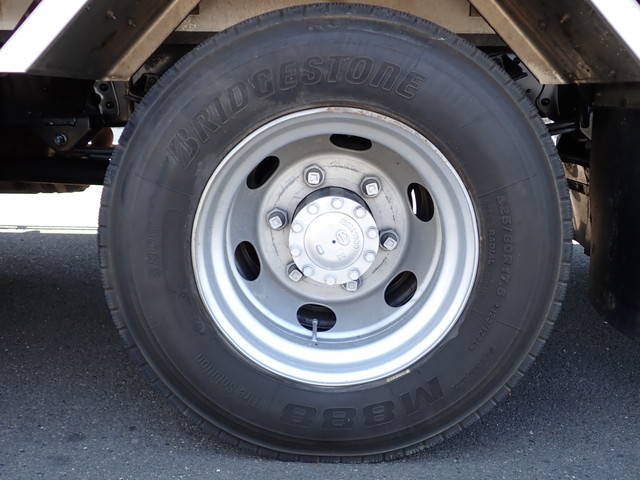 日野レンジャー冷凍車（冷蔵車）中型（4t）[写真30]