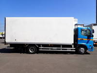 日野レンジャー冷凍車（冷蔵車）中型（4t）[写真06]