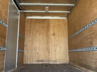 三菱ふそうキャンターアルミバン小型（2t・3t）[写真12]