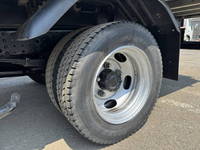 三菱ふそうキャンターアルミバン小型（2t・3t）[写真25]