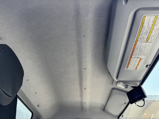 三菱ふそうキャンターアルミバン小型（2t・3t）[写真33]