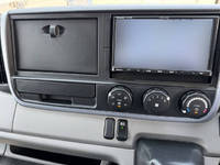 三菱ふそうキャンターアルミバン小型（2t・3t）[写真34]