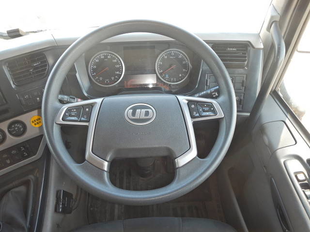 UDトラックスその他の車種深ダンプ（土砂禁ダンプ）大型（10t）[写真21]