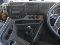 UDトラックスその他の車種深ダンプ（土砂禁ダンプ）大型（10t）[写真23]